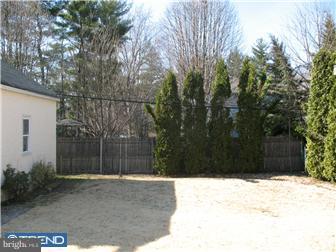 443 Hoover Road Ambler, PA 19002 - Photo 11 of 12 Exterior Back