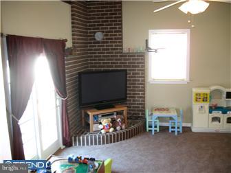 443 Hoover Road Ambler, PA 19002 - Photo 8 of 12 Family Room