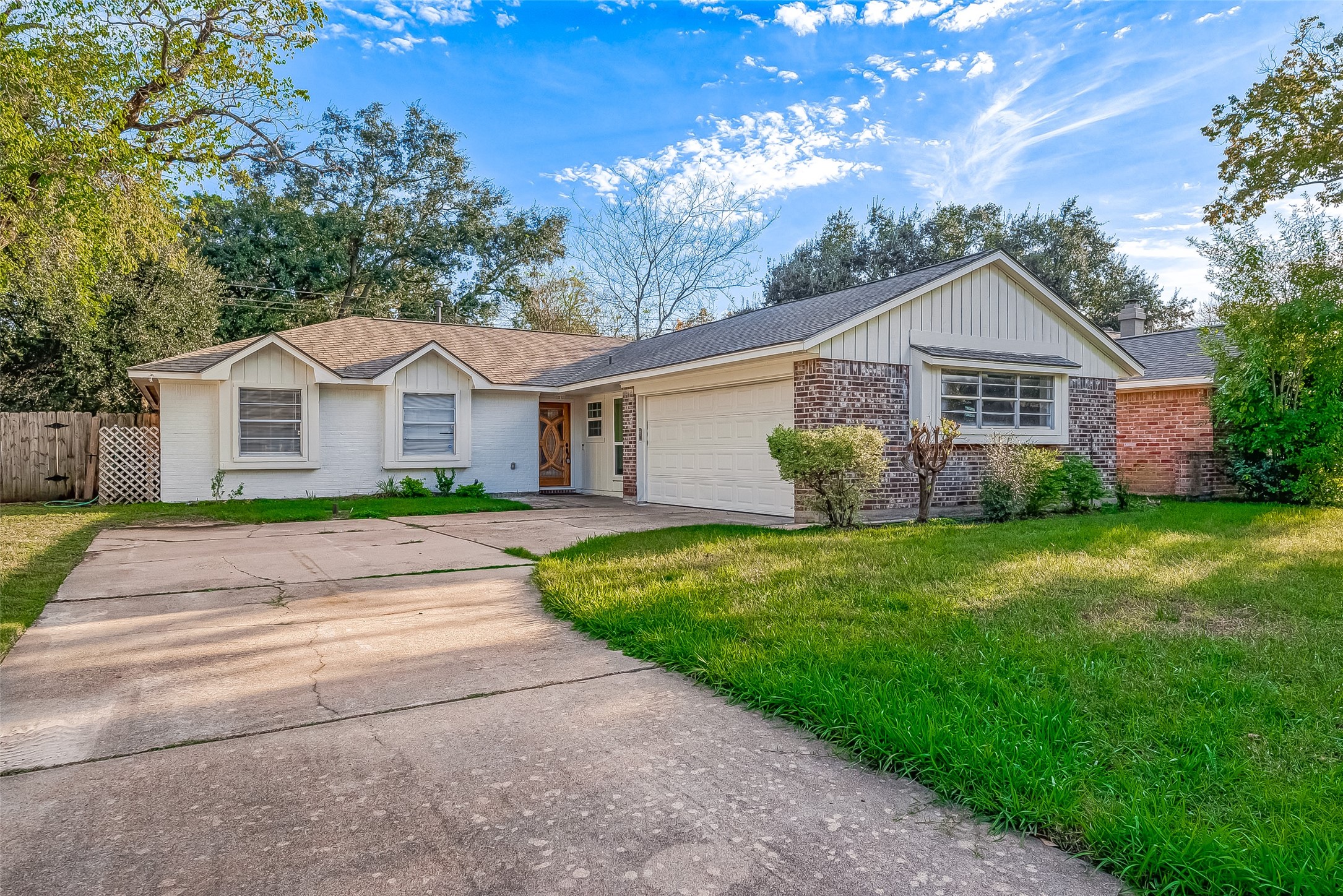 4731 Casemont Drive Spring, TX 77388 - Photo 3 of 50 a front view of house with yard and green space