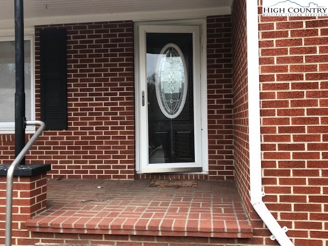 1362 Deep Ford Road Lansing, NC 28643 - Photo 2 of 16