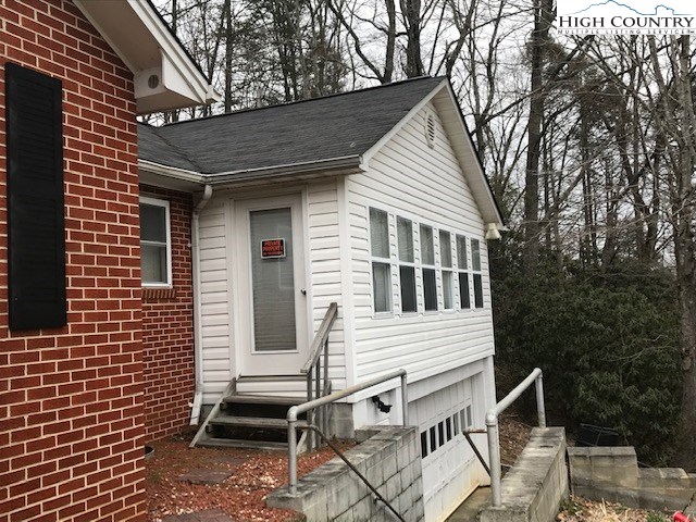 1362 Deep Ford Road Lansing, NC 28643 - Photo 6 of 16