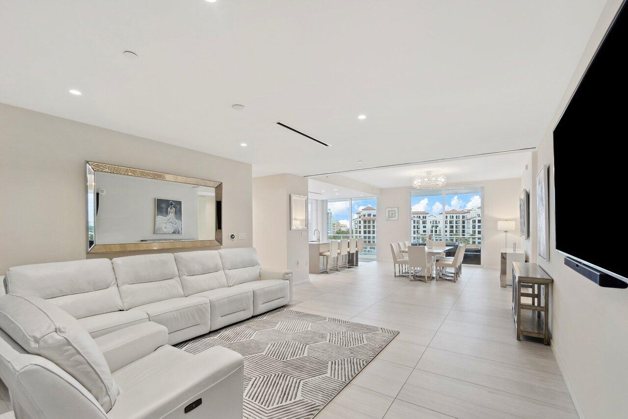 200 Southeast Mizner Boulevard, Unit 712 Boca Raton, FL 33432 - Photo 7 of 67 005-200SoutheastMiznerBoulevard-Unit712-