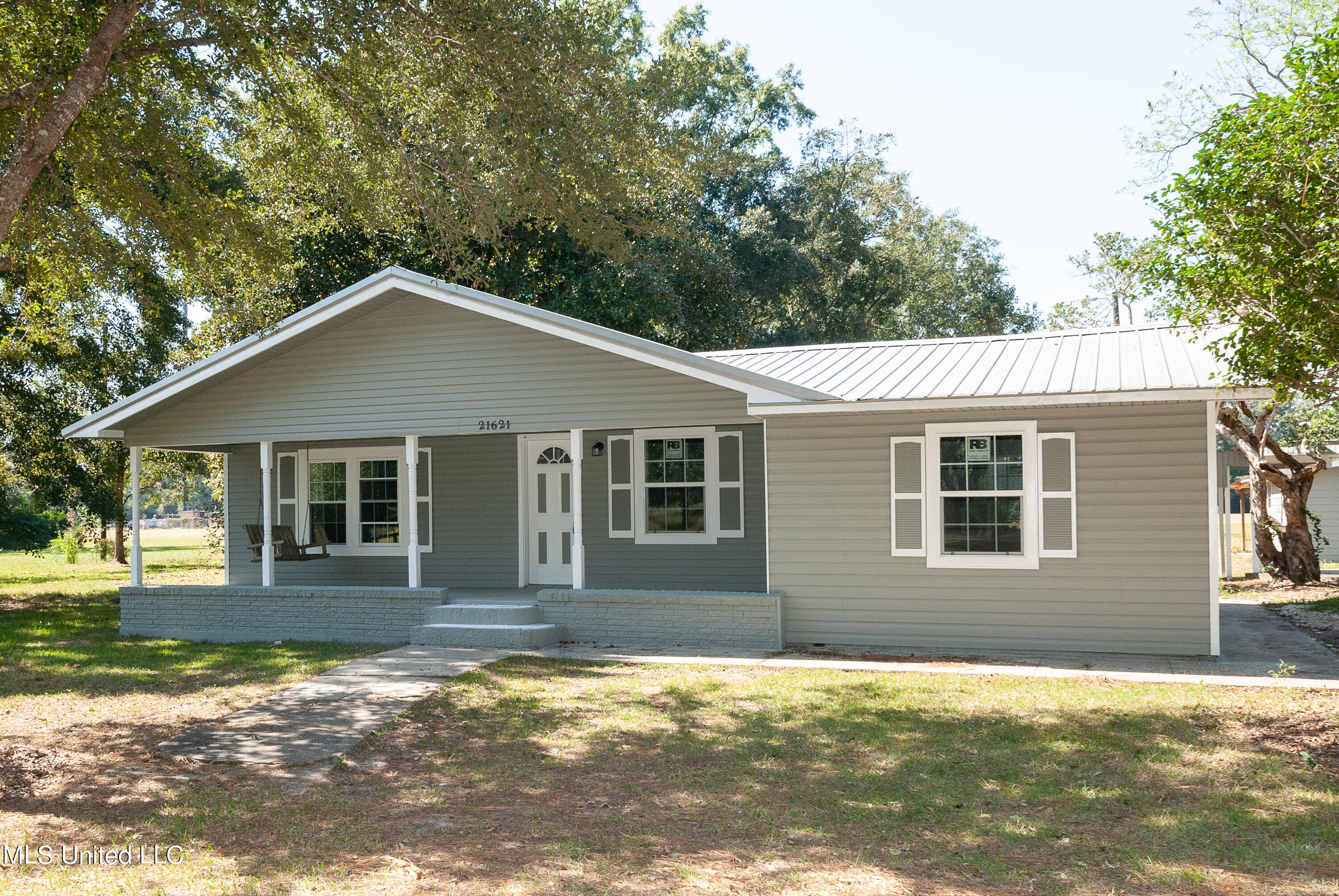 21621 County Home Road Moss Point, MS 39562 - Photo 1 of 19 DSC_0009