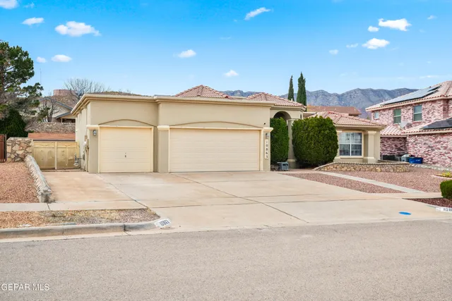 $354,999 | 10863 Loma De Alma Drive, El Paso, TX 79934