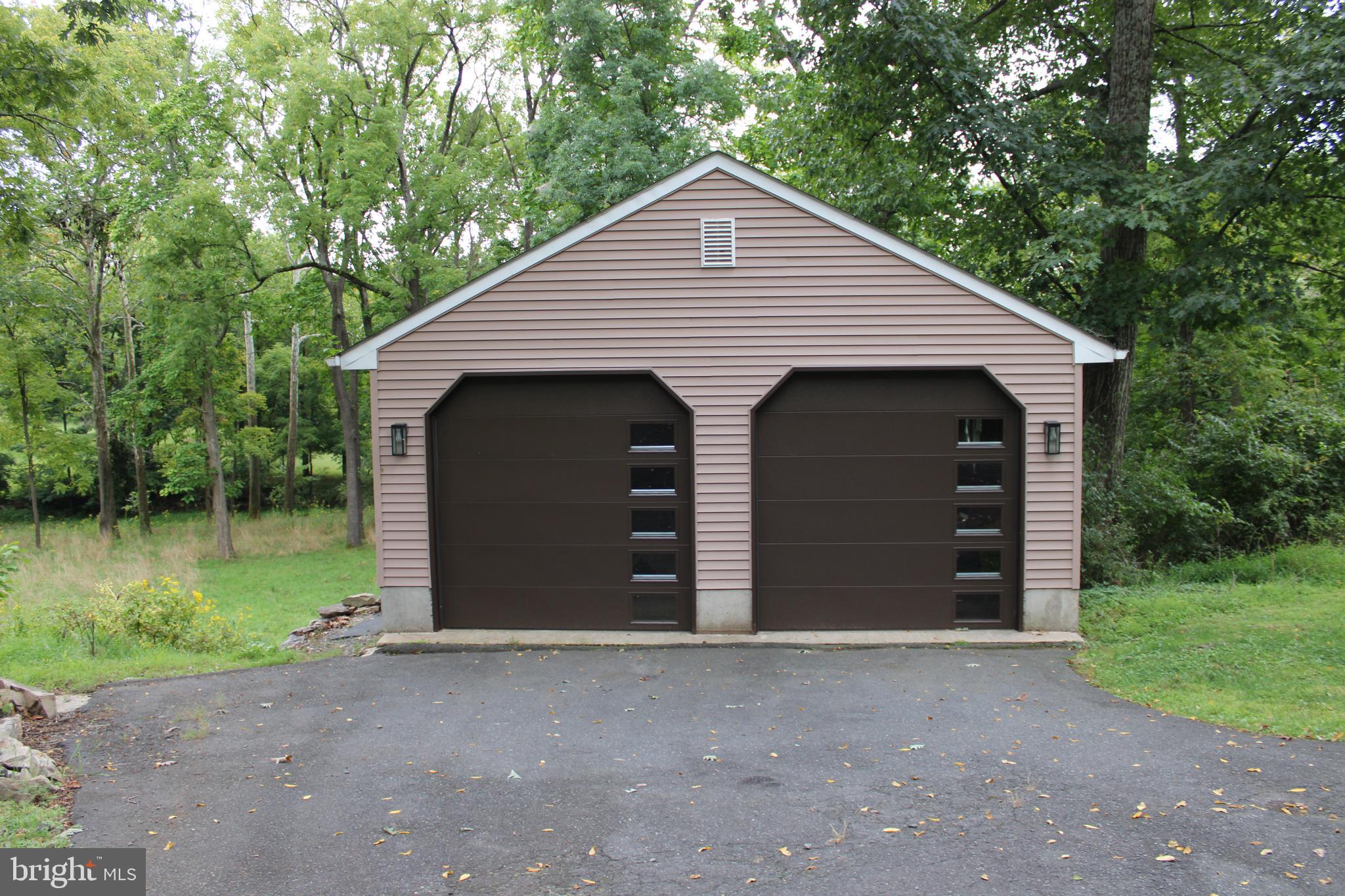 3024 Funks Mill Road Riegelsville, PA 18077 - Photo 3 of 35