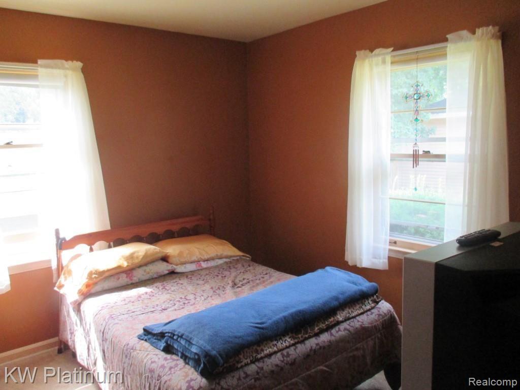 8040 Emigh Road Lexington, MI 48450 - Photo 6 of 19 IMG_0264.jpg