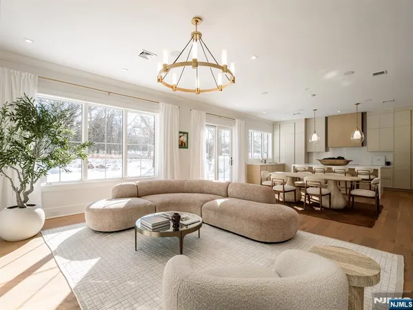 $2,500,000 | 16-18 Paris Avenue, Unit 14, Northvale, NJ 07647