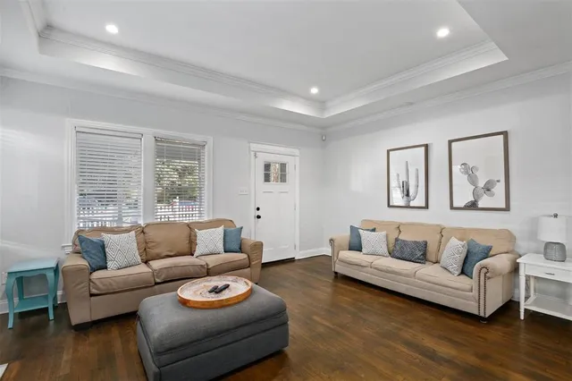 $5,250 | 5227 Homer Street, Dallas, TX 75206