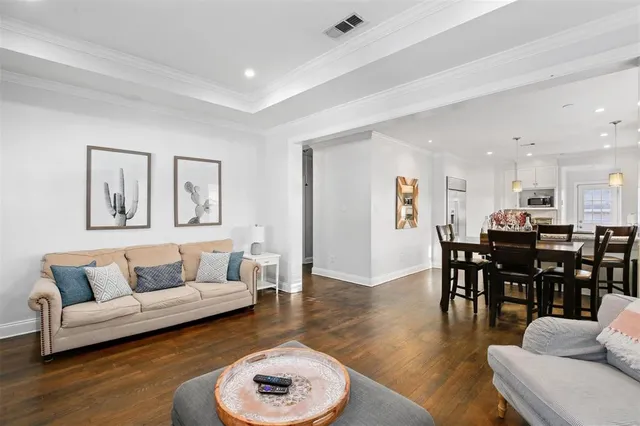 $5,250 | 5227 Homer Street, Dallas, TX 75206