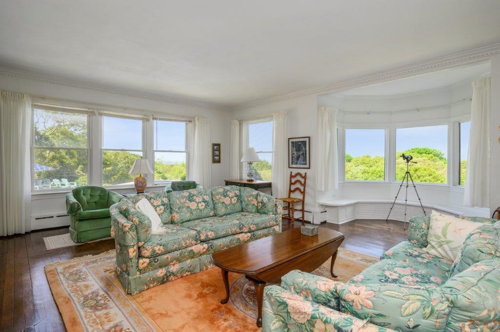 27 Frazar Road Falmouth, MA 02540 - Photo 6 of 27 27 Frazar Living Room