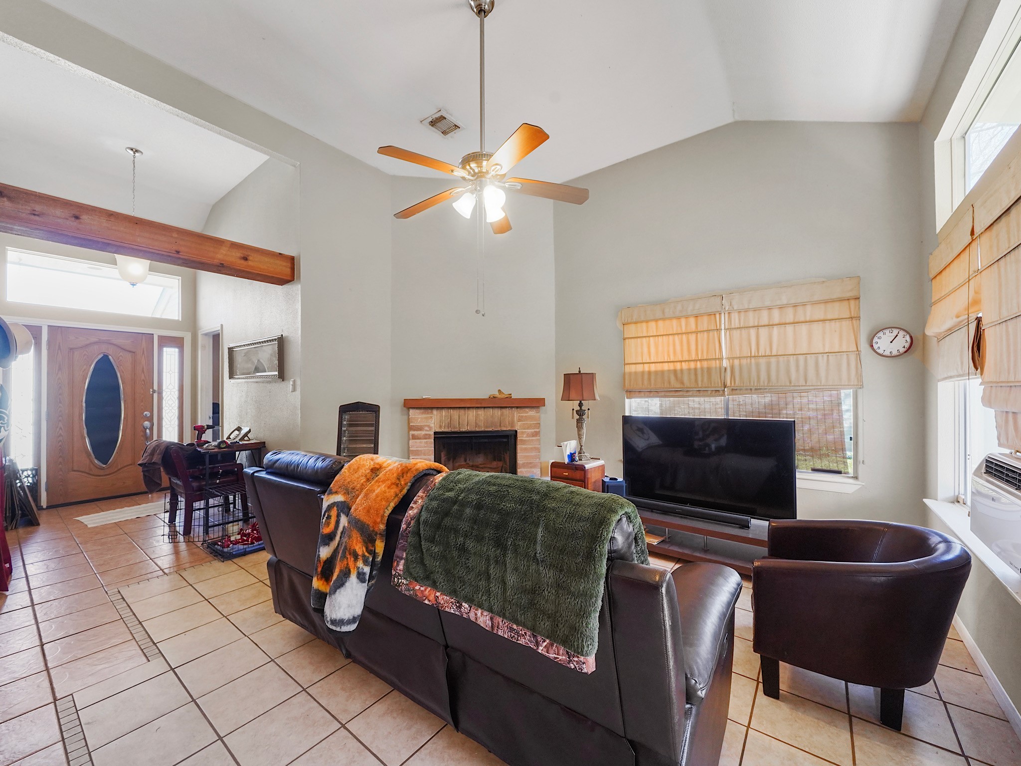 18527 Trail Bend Lane Houston, TX 77084 - Photo 2 of 18 Upon entry you are greeted by vaulted ceilings and abundant natural light.