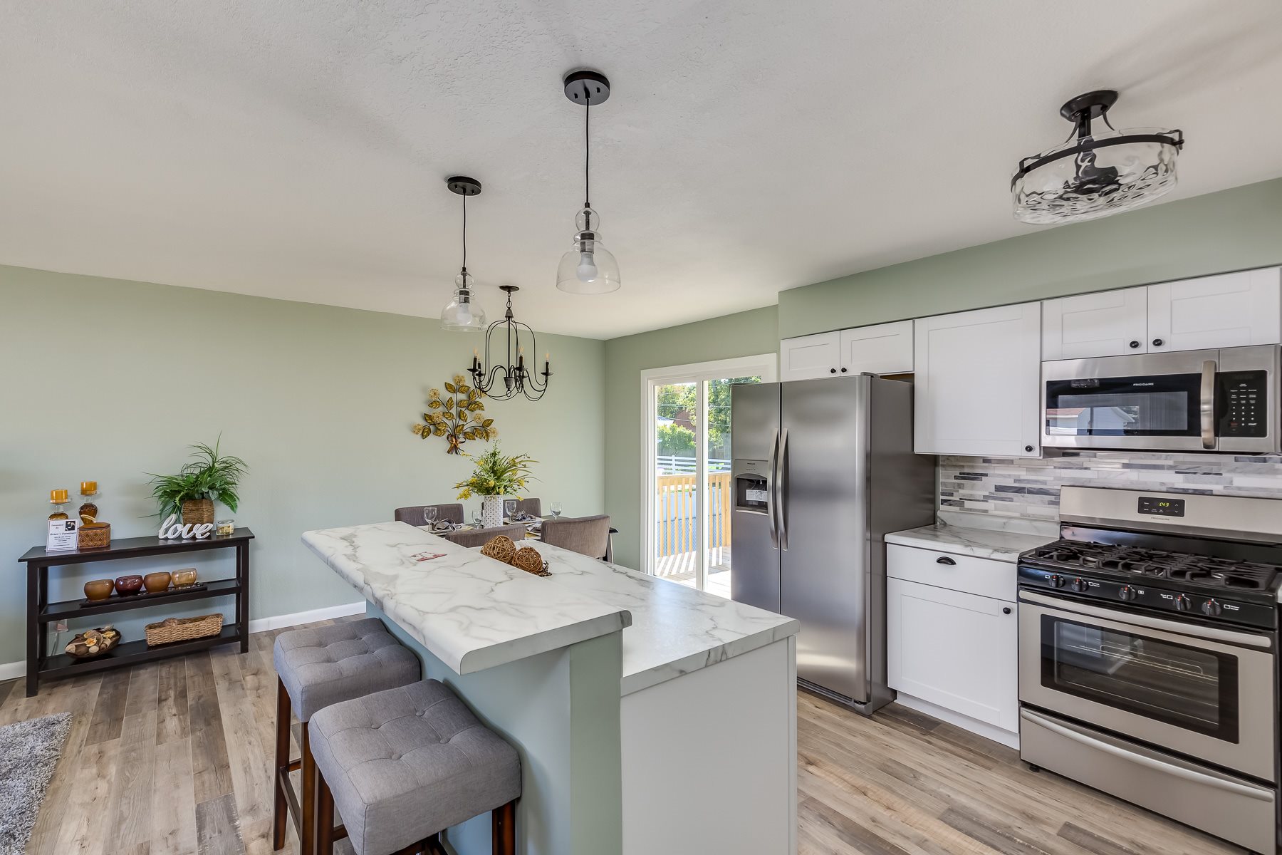 916 6th Street Hampton, IL 61256 - Photo 22 of 25 Gallery Image 22