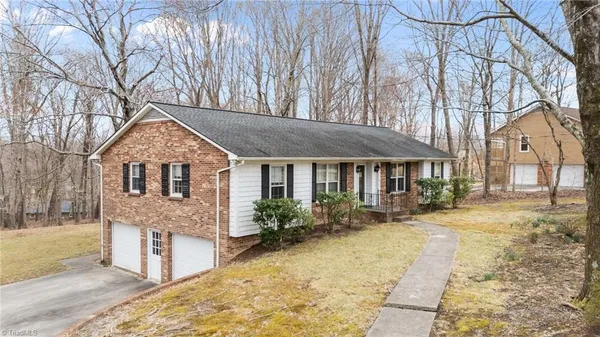 $325,000 | 1709 Brandywine Drive, Clemmons, NC 27012