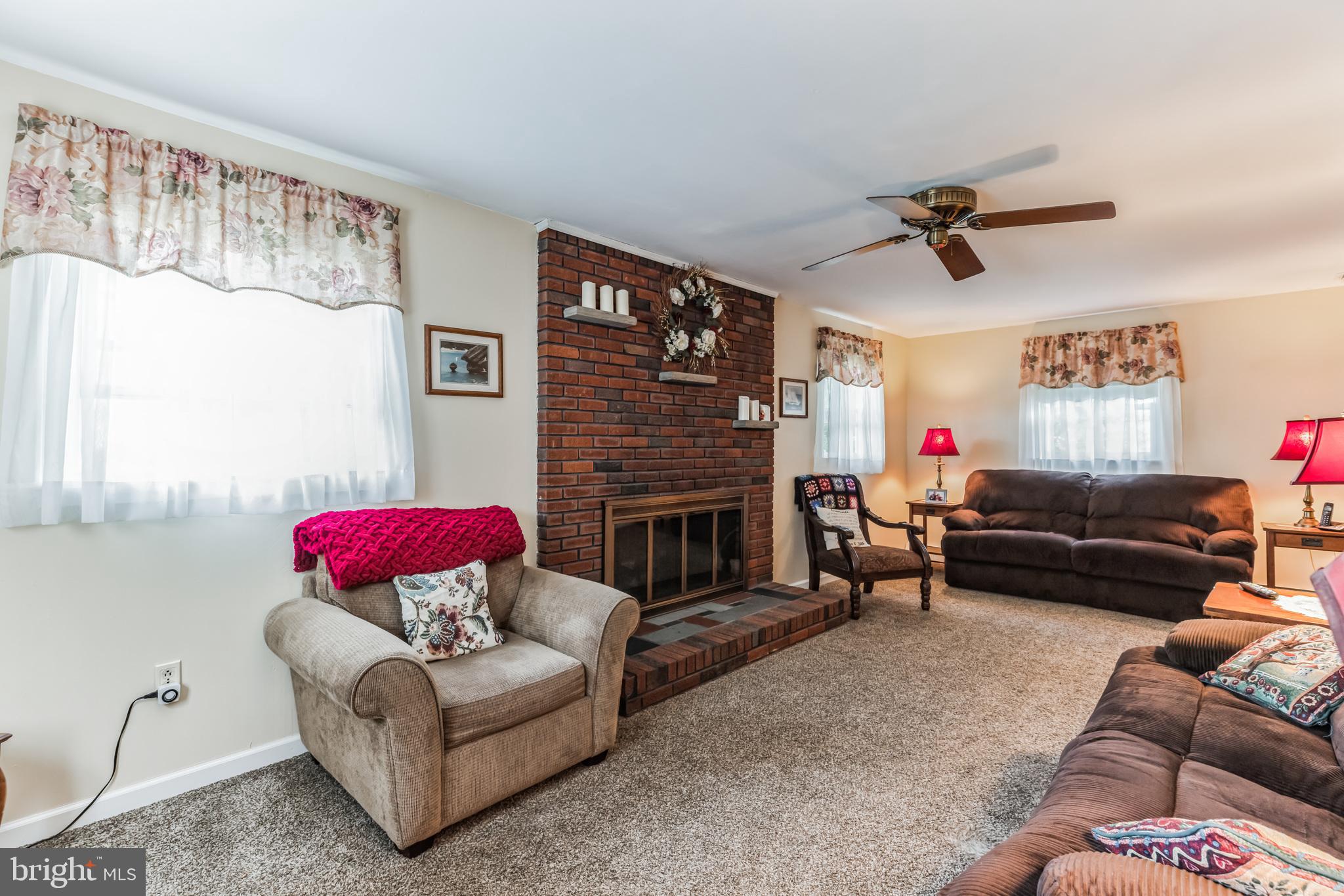 9 Delaware Avenue Berlin, NJ 08009 - Photo 2 of 32