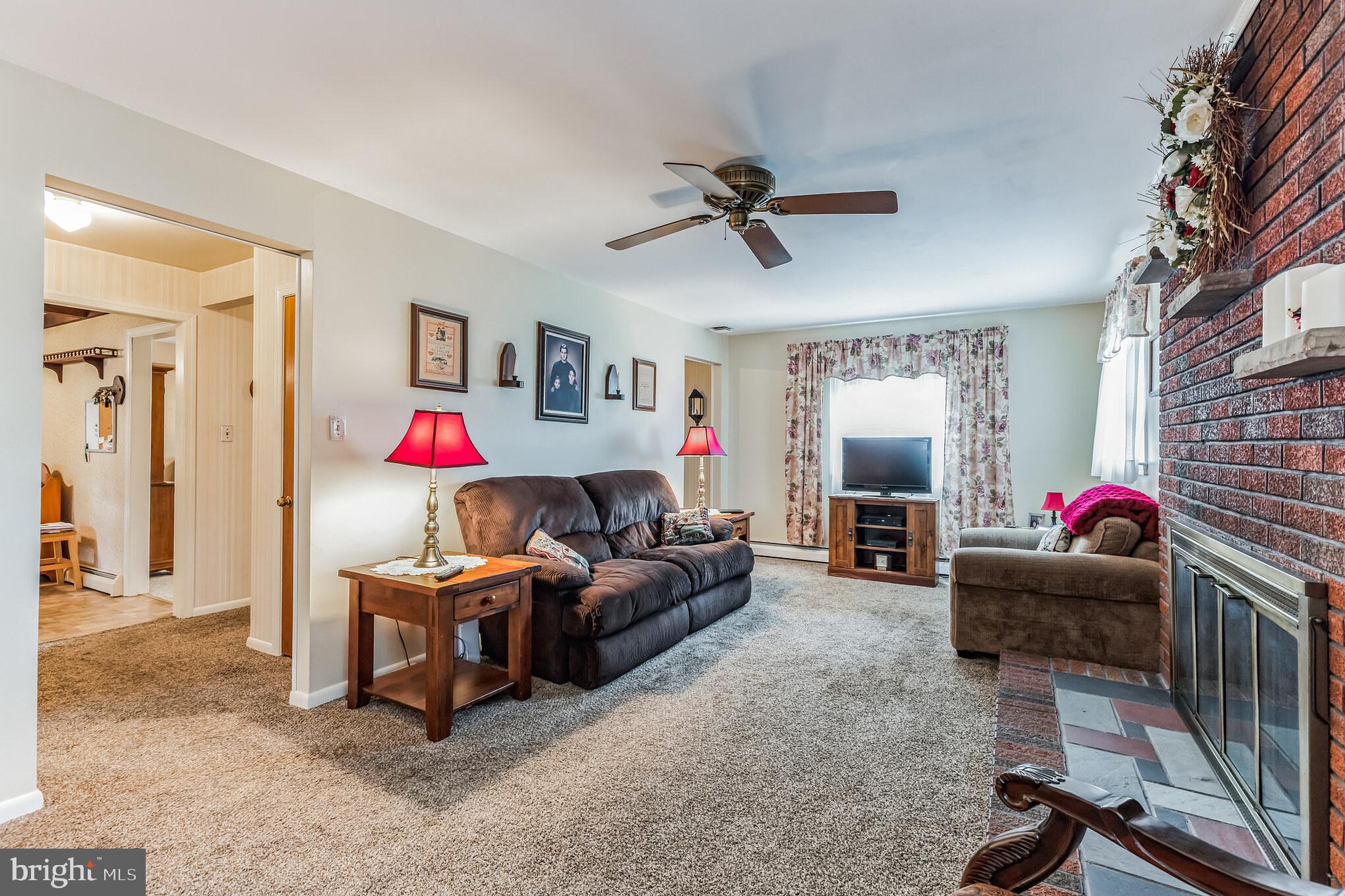 9 Delaware Avenue Berlin, NJ 08009 - Photo 3 of 32