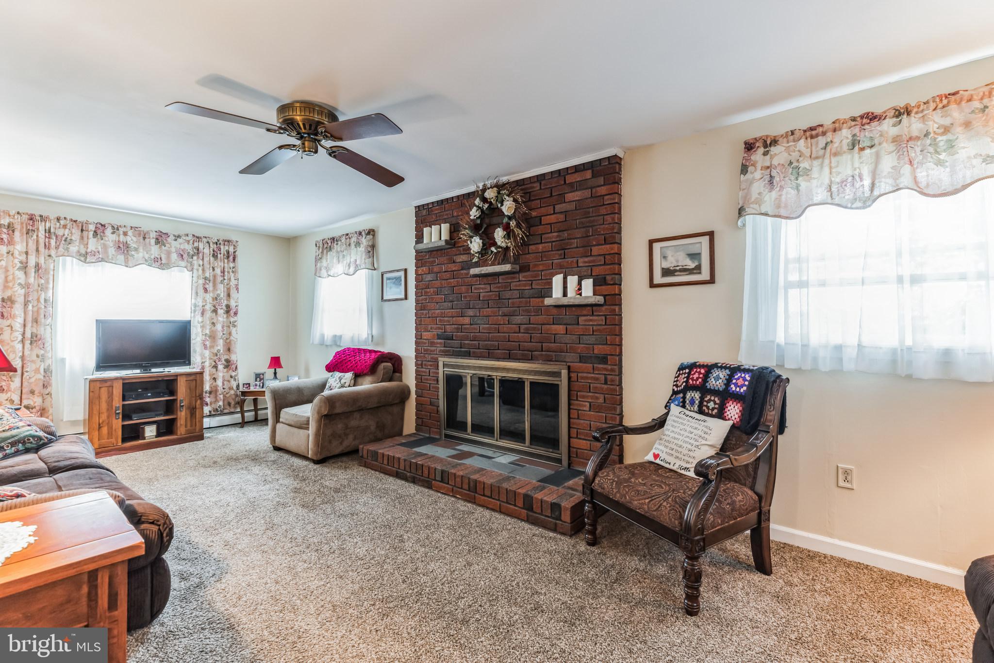 9 Delaware Avenue Berlin, NJ 08009 - Photo 4 of 32