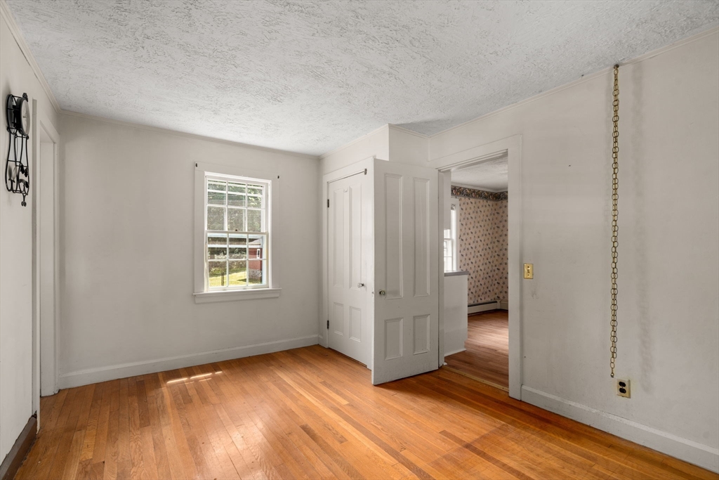 40 Fairfield Street Maynard, MA 01754 - Photo 9 of 38