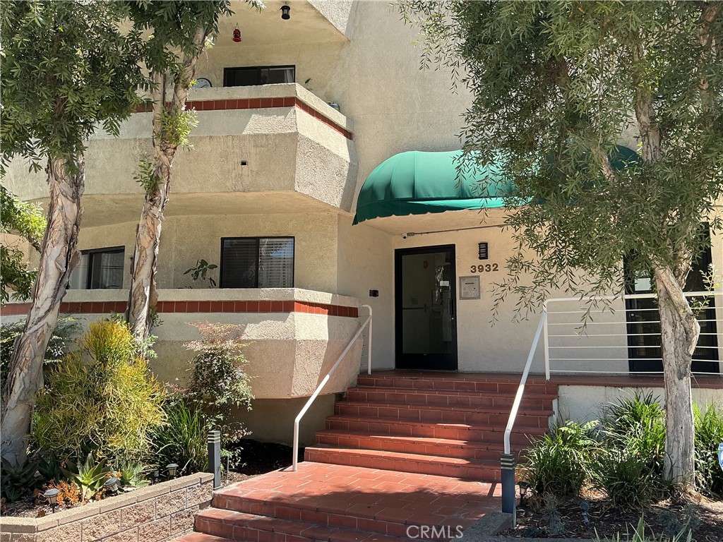 3932 North Virginia Road, Unit 204 Long Beach, CA 90807 - Photo 1 of 1 Gallery Image 1