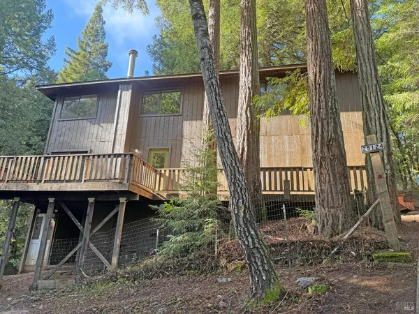 $360,500 | 25124 Blue Jay Place, Willits, CA 95490