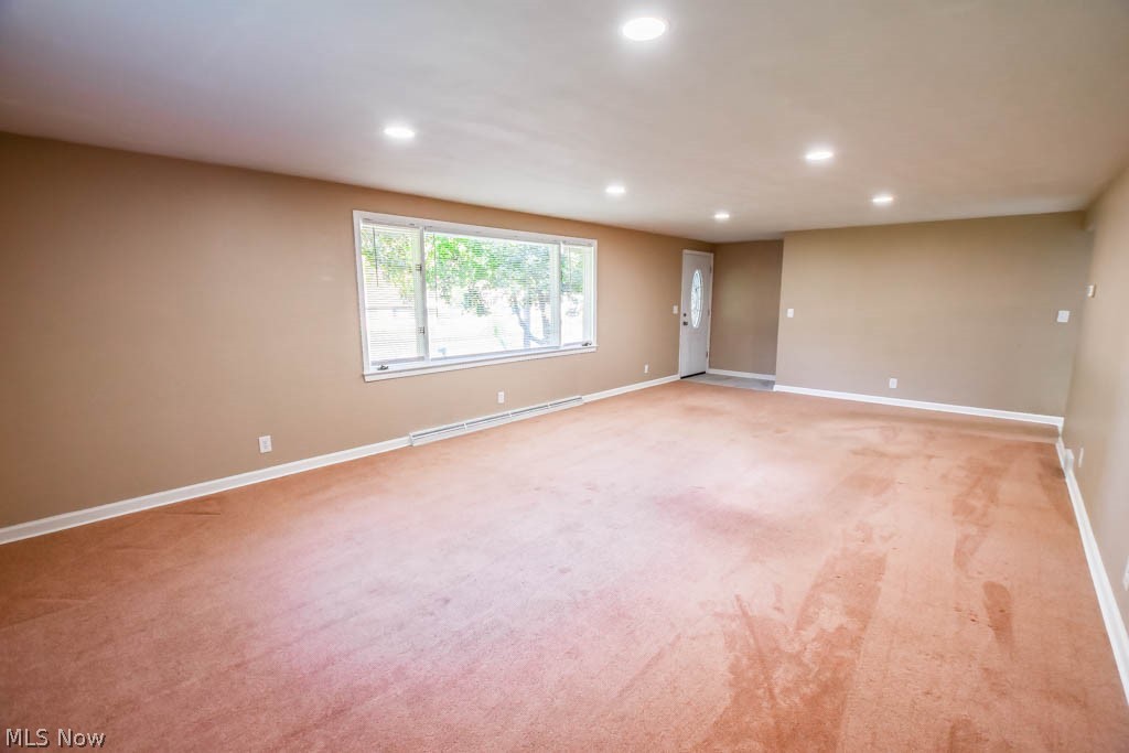 1754 Amherst Road Northeast Massillon, OH 44646 - Photo 2 of 27 Living Room
