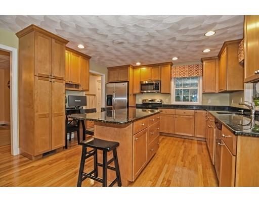 24 Ferris Road Lynn, MA 01904 - Photo 2 of 28 Gallery Image 2