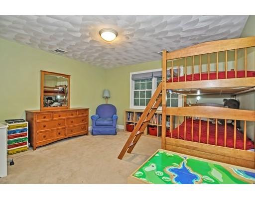 24 Ferris Road Lynn, MA 01904 - Photo 22 of 28 Gallery Image 22