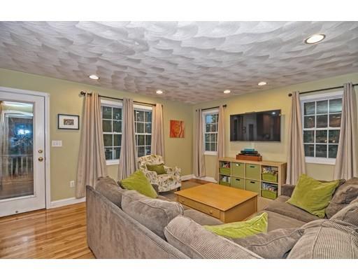 24 Ferris Road Lynn, MA 01904 - Photo 6 of 28 Gallery Image 6
