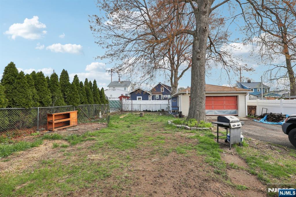 48 Marinus Street Rochelle Park, NJ 07662 - Photo 39 of 42