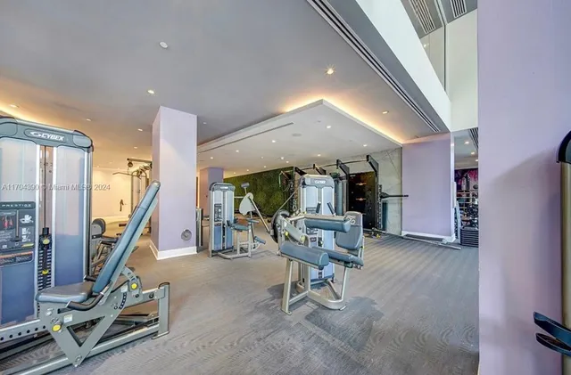 $4,987 | 215 North New River Drive East, Unit 2020, Fort Lauderdale, FL 33301