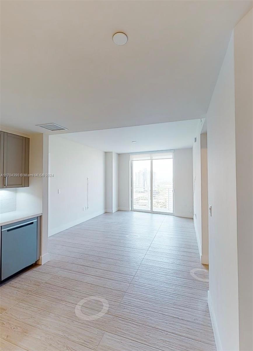 215 North New River Drive East, Unit 2020 Fort Lauderdale, FL 33301 - Photo 2 of 20