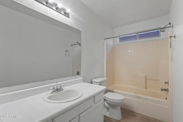 $424,950 | 2926 West Potter Drive, Phoenix, AZ 85027