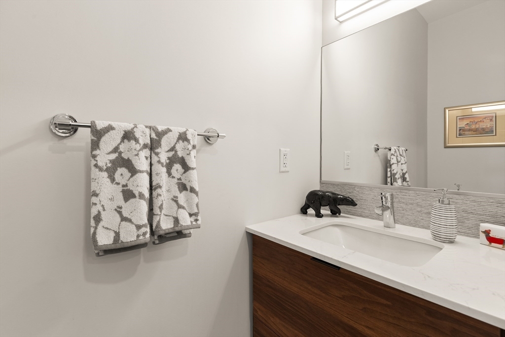 65 Washington Street, Unit 512 Salem, MA 01970 - Photo 21 of 28