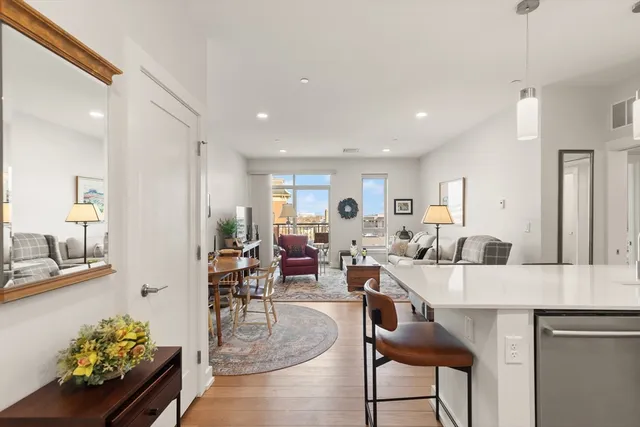 $610,000 | 65 Washington Street, Unit 512, Salem, MA 01970