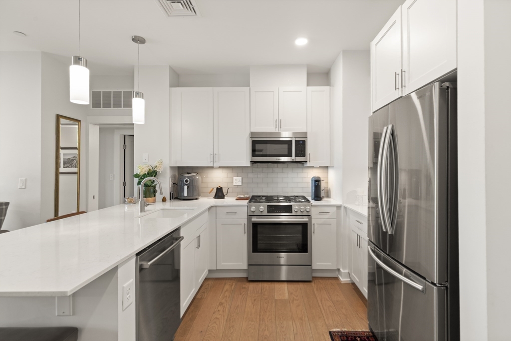 65 Washington Street, Unit 512 Salem, MA 01970 - Photo 4 of 28