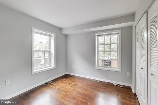 $3,100 | 931 South Rolfe Street, Unit 1, Arlington, VA 22204