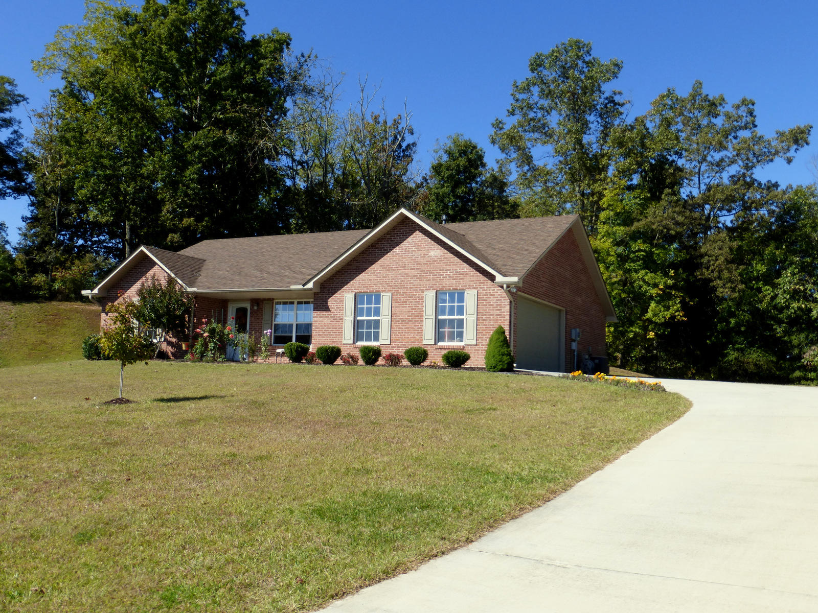7668 Applecross Road Corryton, TN 37721 - Photo 34 of 34 01-P1010745