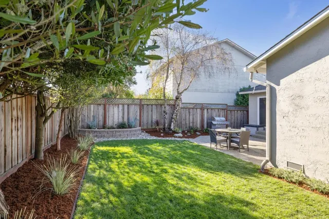 $1,499,000 | 140 Palm Beach Avenue, El Granada, CA 94019