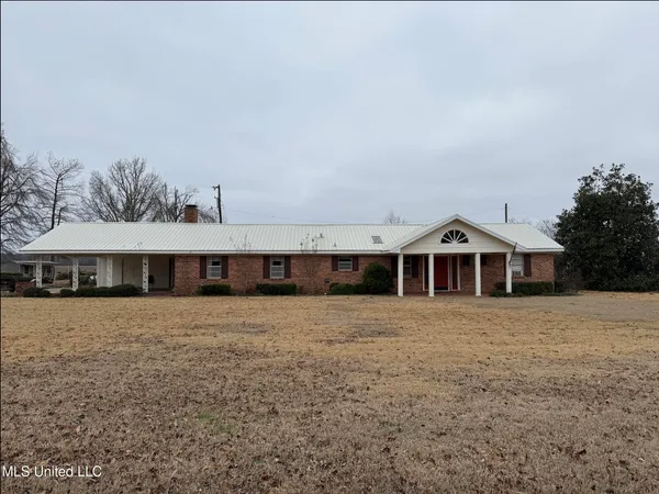 $225,000 | 1488 Spanish Fort Road, Holly Bluff, MS 39088