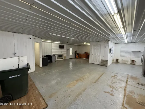 $225,000 | 1488 Spanish Fort Road, Holly Bluff, MS 39088