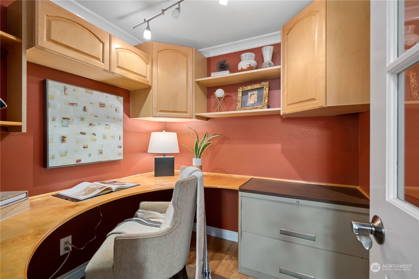 7127 Beach Drive Southwest Seattle, WA 98136 - Photo 19 of 33