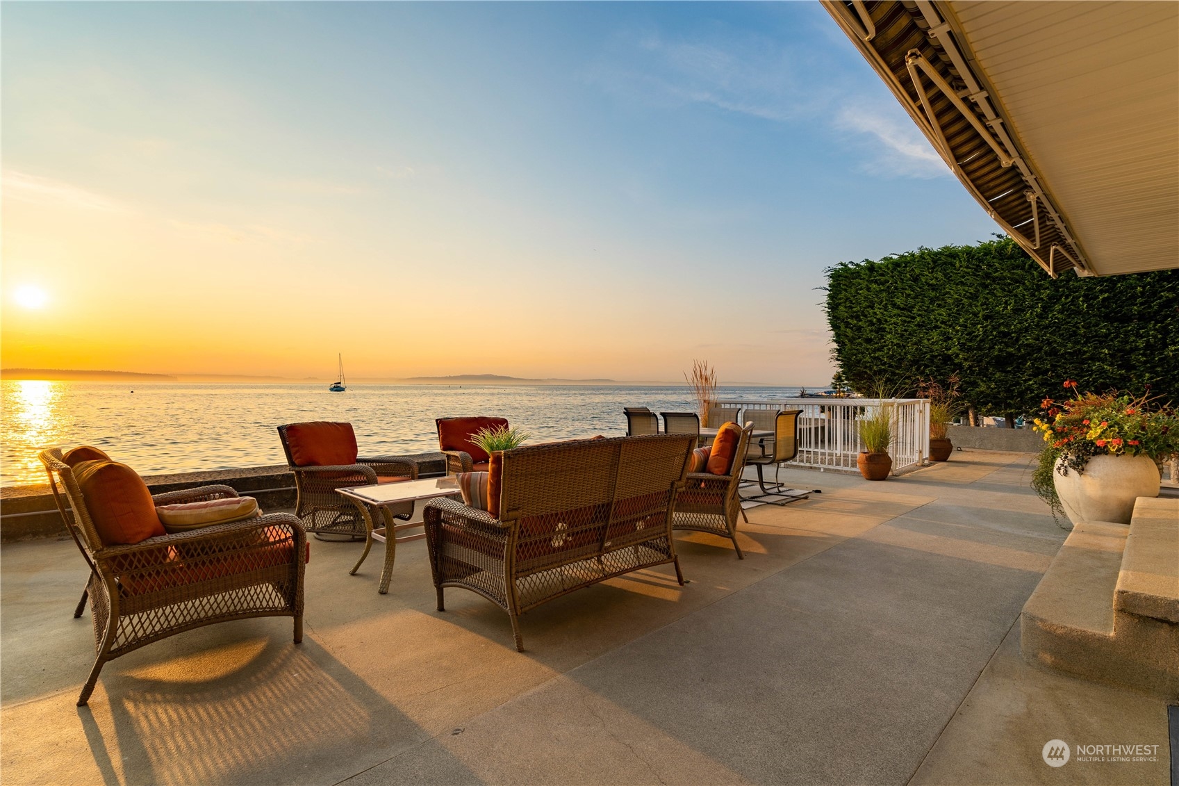 7127 Beach Drive Southwest Seattle, WA 98136 - Photo 5 of 33 an outdoor view with a sitting space