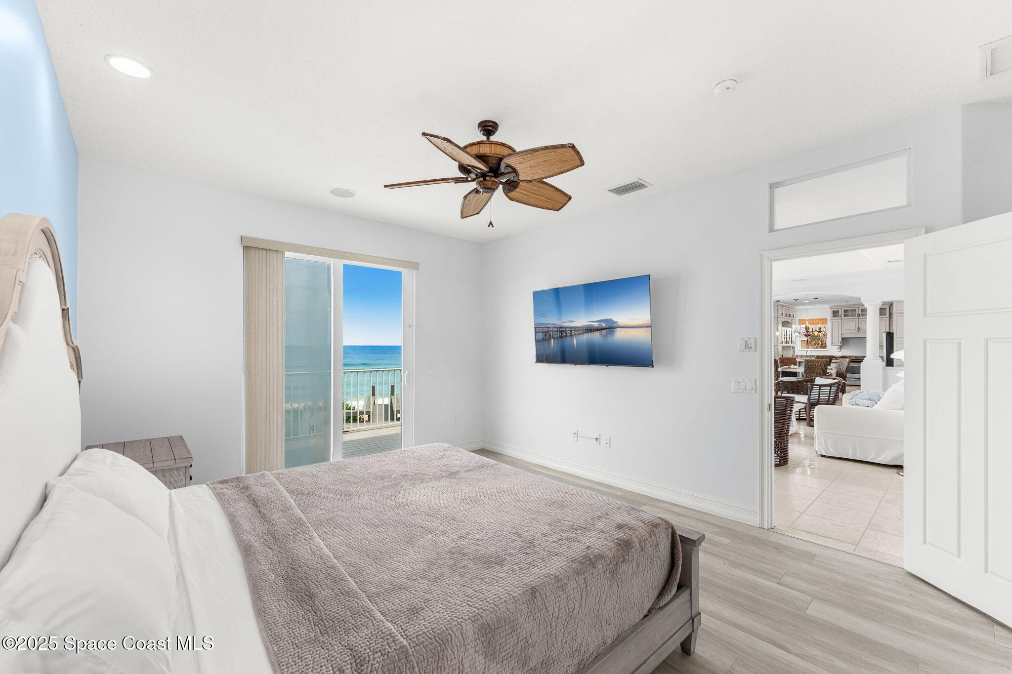 5795 Florida A1A Melbourne Beach, FL 32951 - Photo 21 of 71 37-web-or-mls-DSC05465-HDR