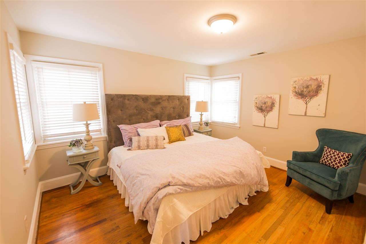 710 East Whitaker Mill Road Raleigh, NC 27608 - Photo 3 of 25 Photo 3