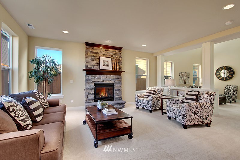 22628 38th Drive Southeast Bothell, WA 98021 - Photo 5 of 22 Gallery Image 5