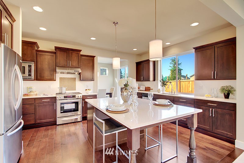 22628 38th Drive Southeast Bothell, WA 98021 - Photo 9 of 22 Gallery Image 9