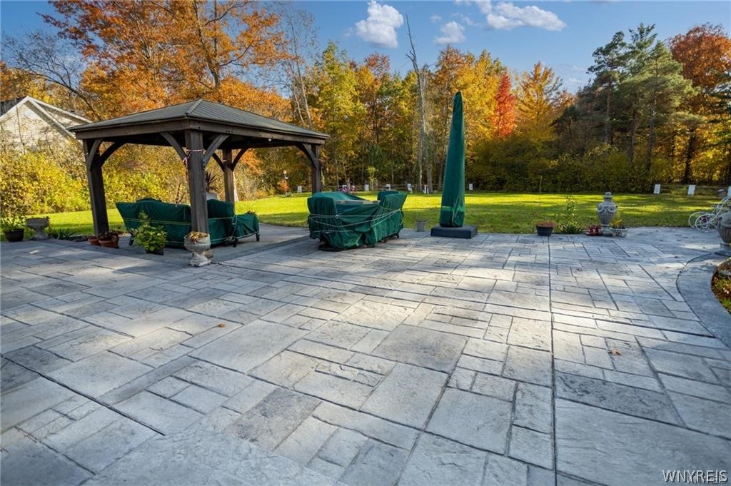 2780 Love Road Grand Island, NY 14072 - Photo 31 of 35