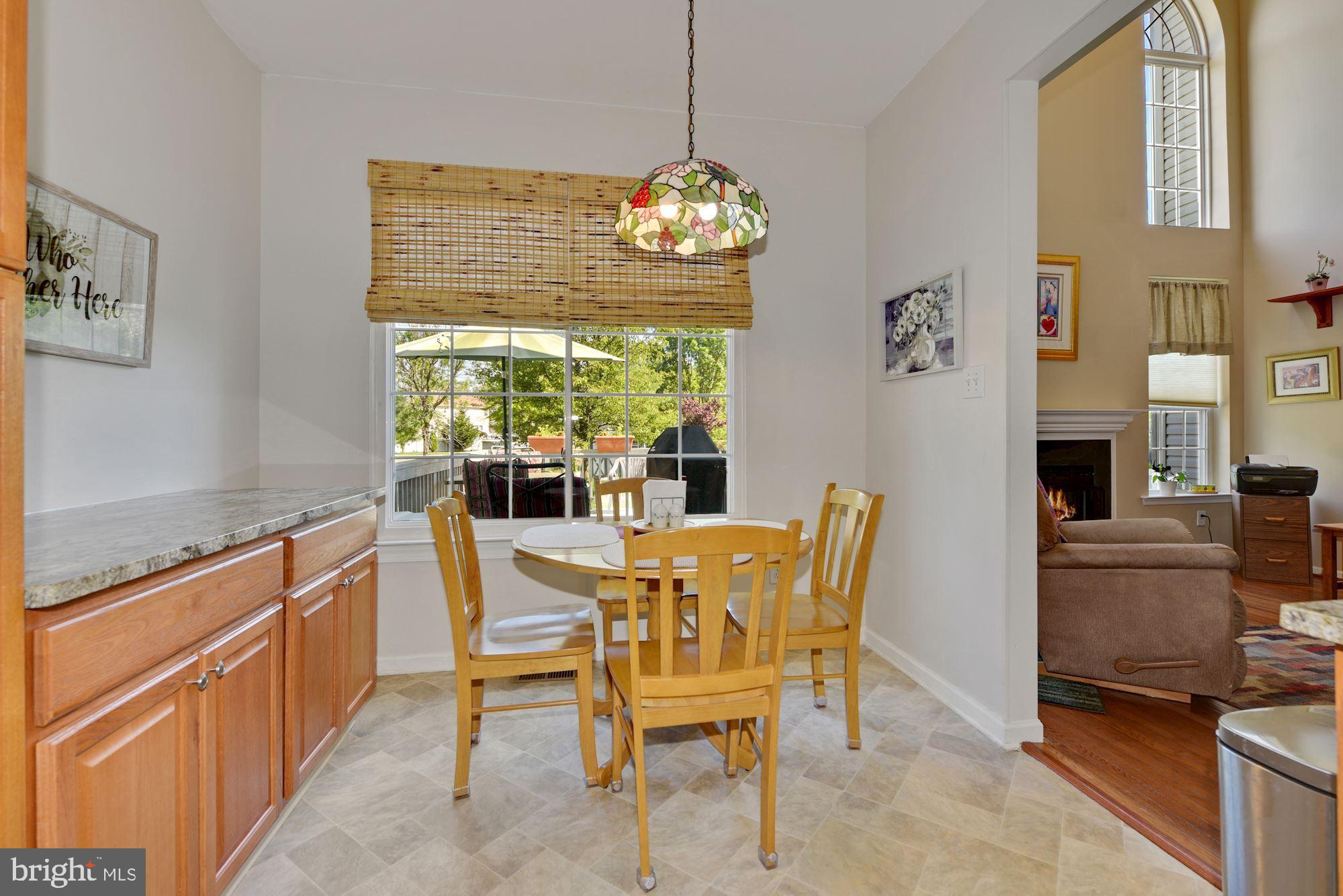 23 Threadleaf Terrace Burlington, NJ 08016 - Photo 7 of 24 Eat-in Kitchen with views of rear yard