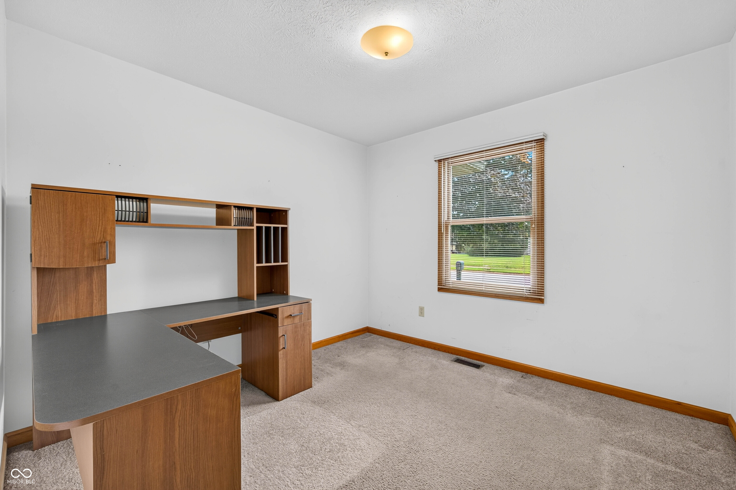 2530 Cedar Ridge Drive Columbus, IN 47203 - Photo 25 of 48