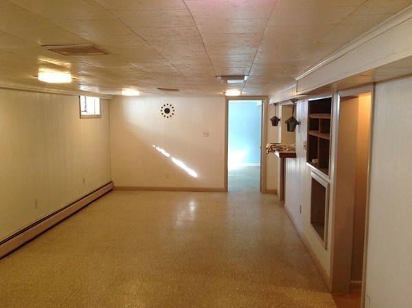 122 Wolf Swamp Road Longmeadow, MA 01106 - Photo 17 of 19 Gallery Image 17