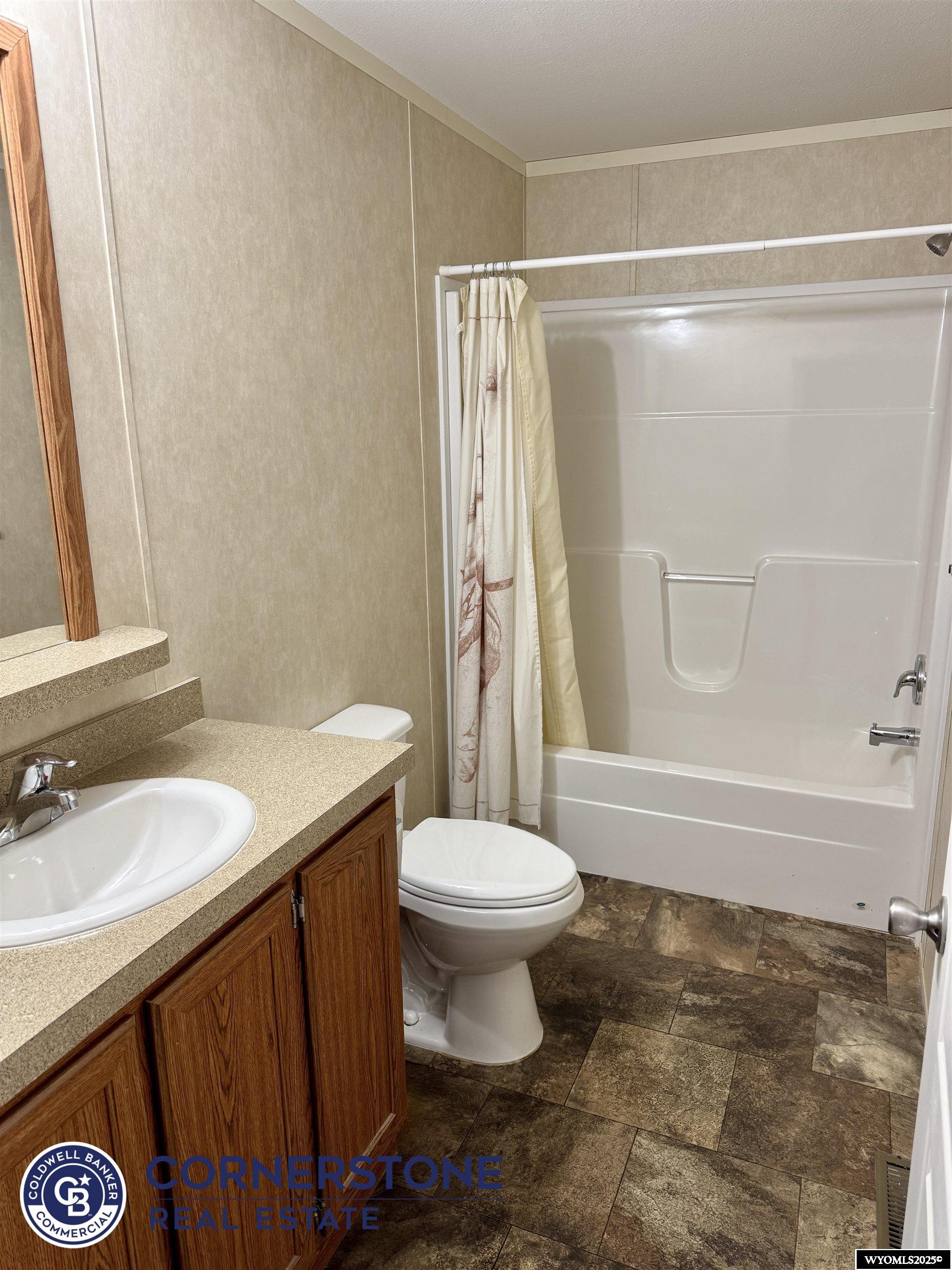 2047 East 1st Street Casper, WY 82609 - Photo 10 of 14